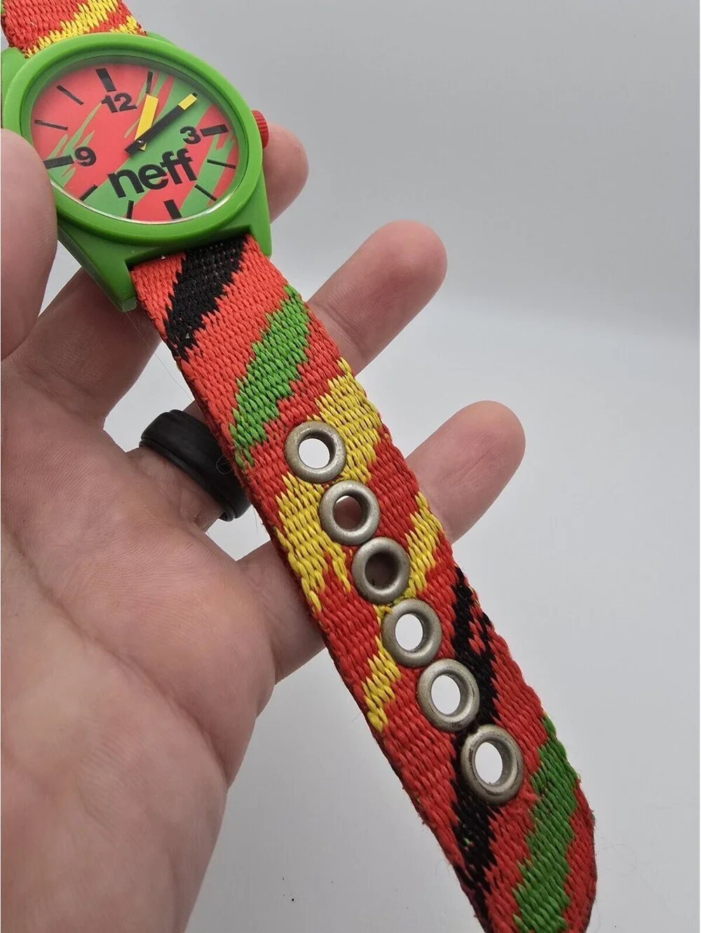 Neff Daily Quartz Analog Watch Green Plastic Case Red/Green Dial Nylon Strap 50m